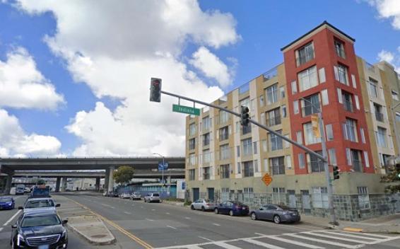 cross section of Indiana and Cesar Chavez streets